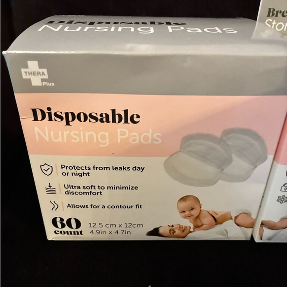 Nursing pads & breast milk storage bags bundle - Picture 6 of 10